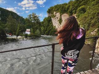 Walking around ⛰️ getting my sneakers dirty 😝