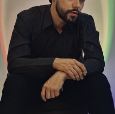 alex_neon1