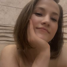 alise-moon