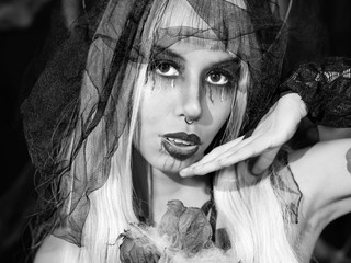 💋 My lips taste like midnight