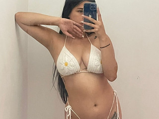 Very hot afternoon, ideal to show off my bikini