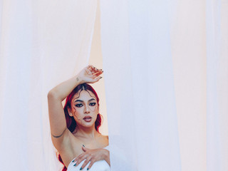 Between curtains and whispers 🤍