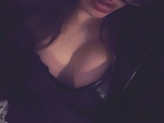 luhsexy Live Webcam on BongaCams