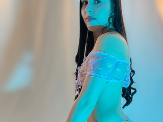 Your favorite blanquita 🥵