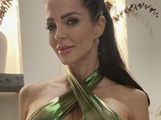 FeliciaHardon1s avatar