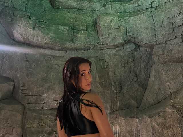 Adel9