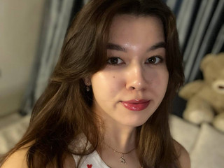 I like to spend time meeting new people.