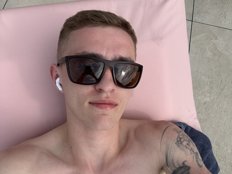 crazybottom24