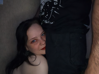 Чуток доминации от парня)