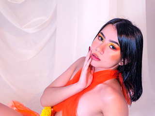 …  💋 Let me be your sweetest addiction.