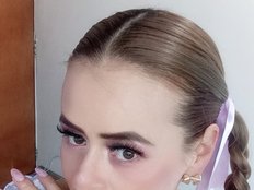 Henkilön MAGHENTA hahmokuvake