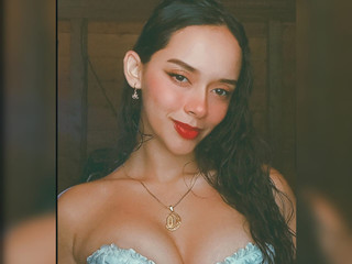 Dressed to provoke, naked to imagine