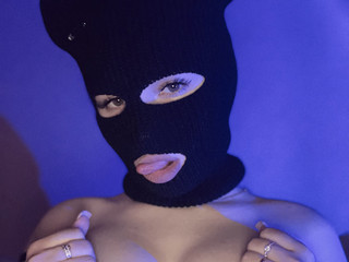 🎴🏙️🛸✡️