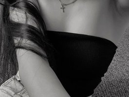 Watch  Louiseisgentle live on BongaCams