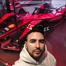 Camilo-bus1