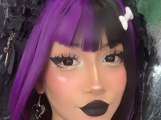 Dolly 🖤🦴