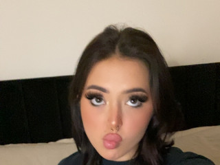 Play time on my bed ;)