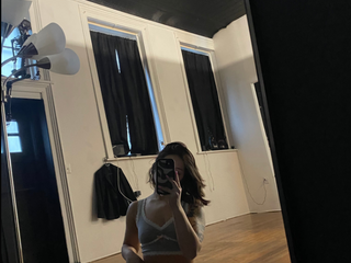 Lights on or off?🙈