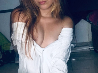 Do you like white? 😋🥺