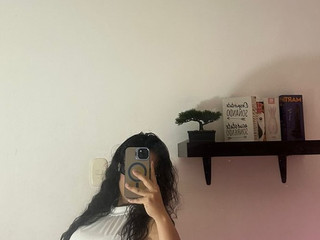 I love my big hips !! 🙊🤤