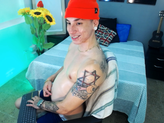 Get hot here 🥵🍑🍌