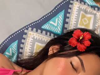 one kiss for my guyss