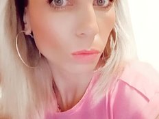 Laurien private show