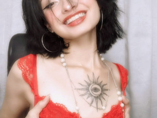 make me vibrate and make me happy