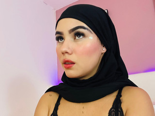 Good girl🖤👀✨