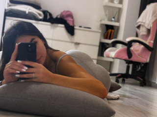 I think i m in love