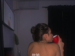 I think my😻 stop breathing, any one knows CPR?💥