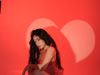 I wanna be your Valentine? 💋