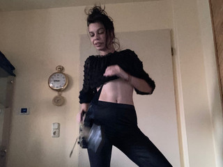 fooling around, guitar play