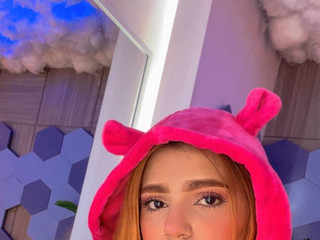 A pretty spoiled princess ❣️