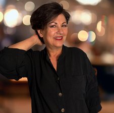LynetteMature69