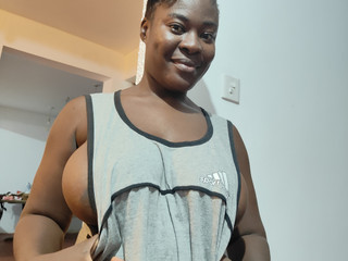 Thick and sexy as you like it ❤️