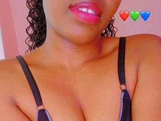 Tinaross01 Live Webcam on BongaCams