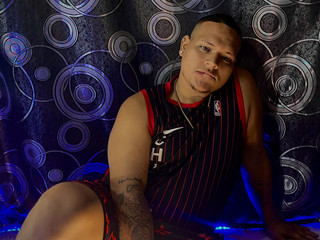 waiting for you, come here lets have fun