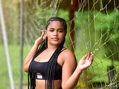 Issa-love Live Webcam on BongaCams