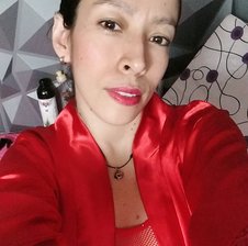 Diana-red77