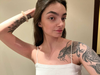 Dragon tattoo girl