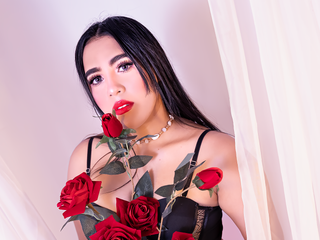 🖤 I don’t seduce—I elevate your craving.