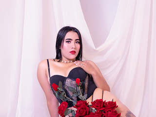 😈 Come... play with me until we lose control.