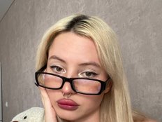 LillyEll Live Webcam on BongaCams
