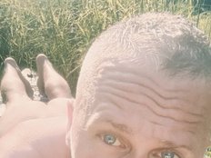 Pisanchik1 Live Webcam on BongaCams