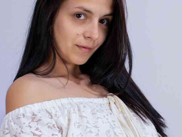 XtinaTease