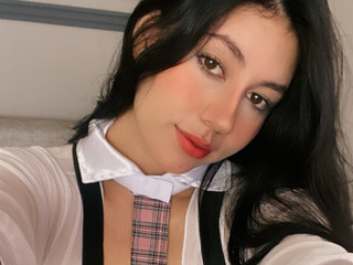 Colegiala linda