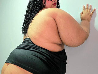 Beautiful but naughty