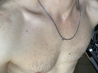 Modèle webcam Nekiy613