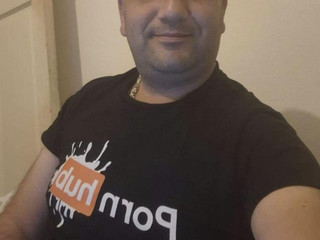 Escort male only for lady's UK